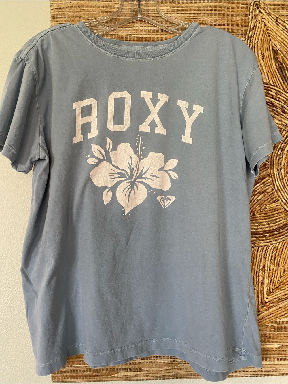 Roxy Insanely Soft T Floral Logo Oversized M Billabong Hurley Free People Surfer